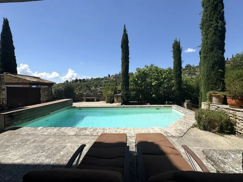 Gordes, Provence-Alpes-Côte d'Azur, France. - Photo 4