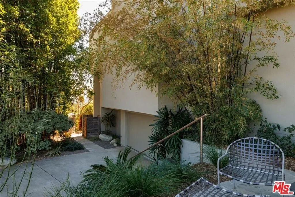 1358 Killarney Avenue, Los Angeles, California, United States. - Photo 39