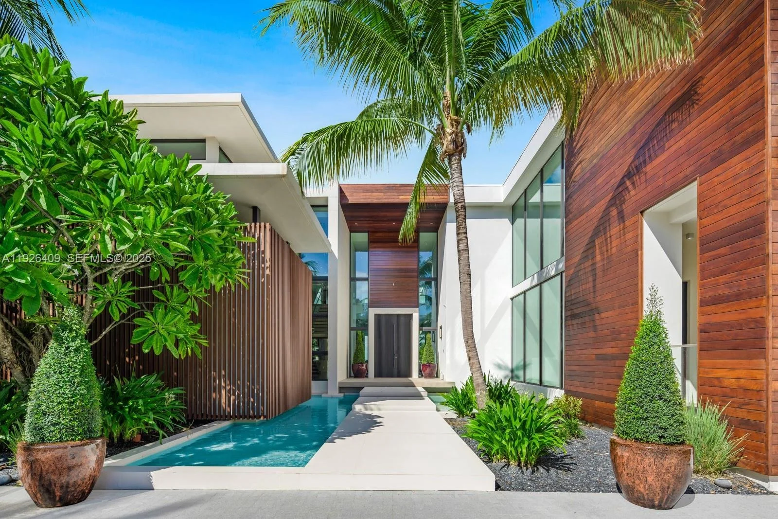 6480 Allison Rd, Miami Beach, Florida, United States. - Photo 22