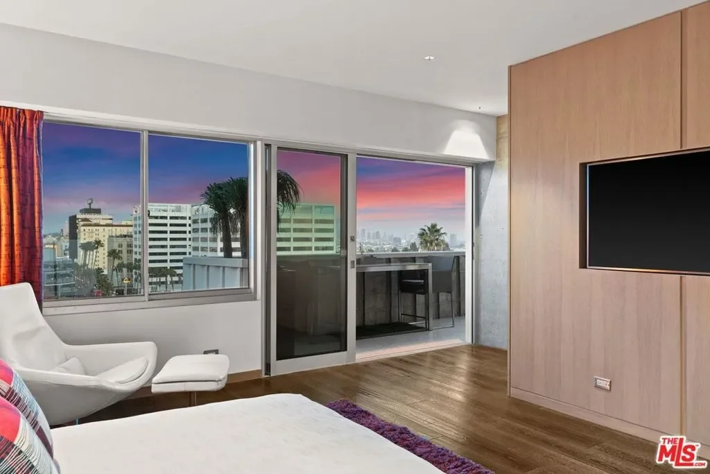 7135 Hollywood Boulevard 802, Los Angeles, California, United States. - Photo 13