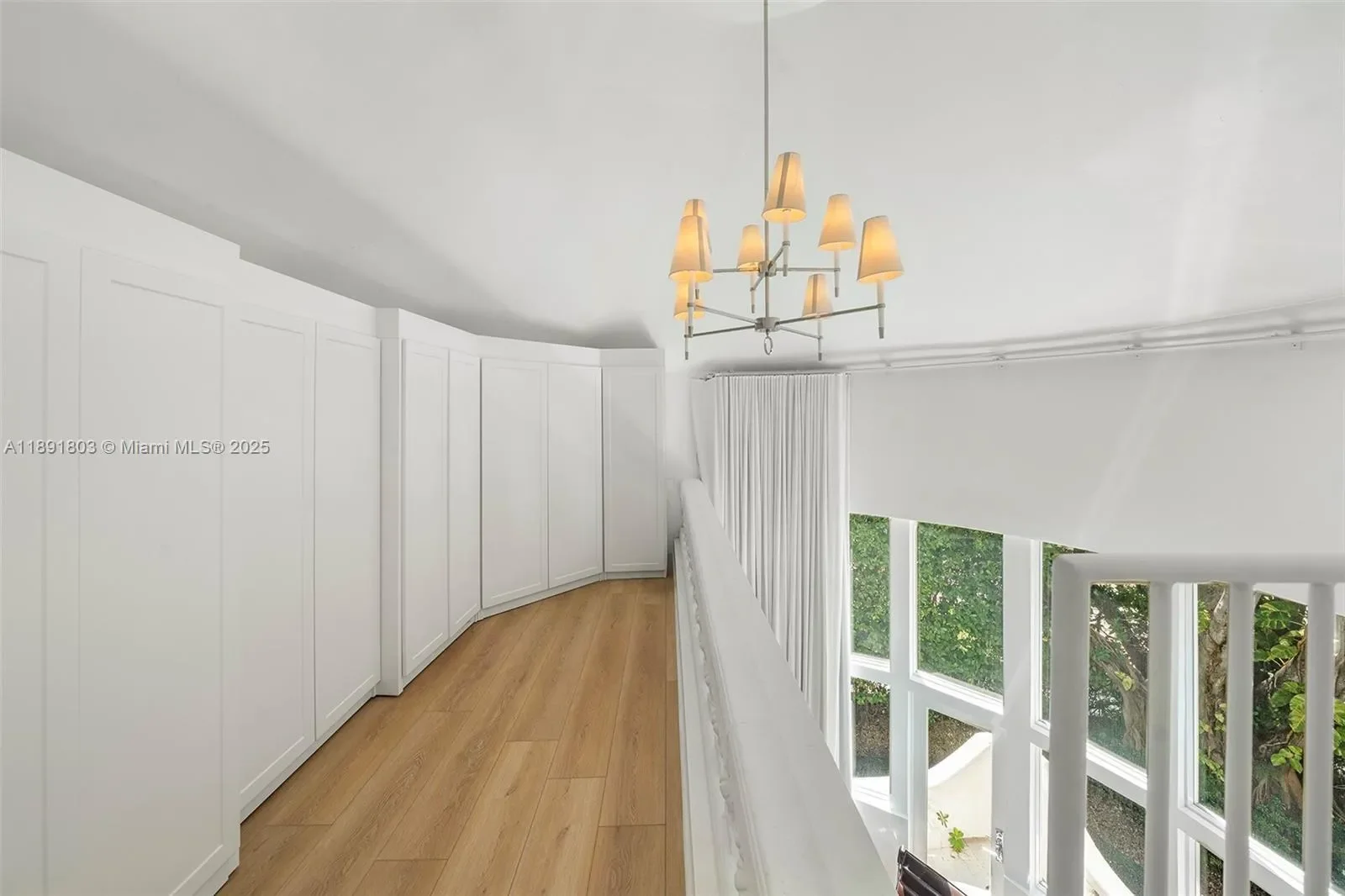 2701 N Bay Rd, Miami Beach, Florida, United States. - Photo 30