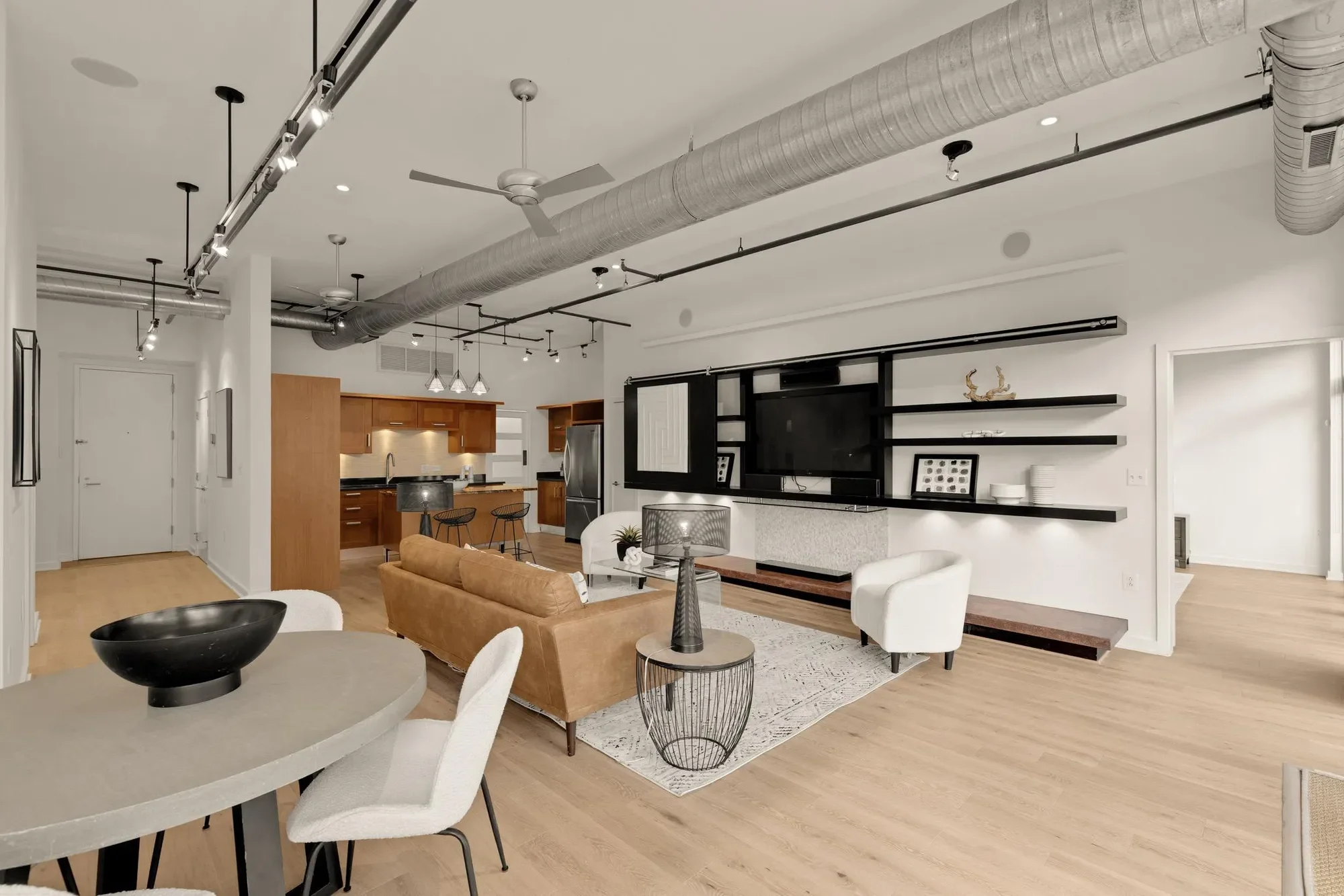 Gallery photo 6