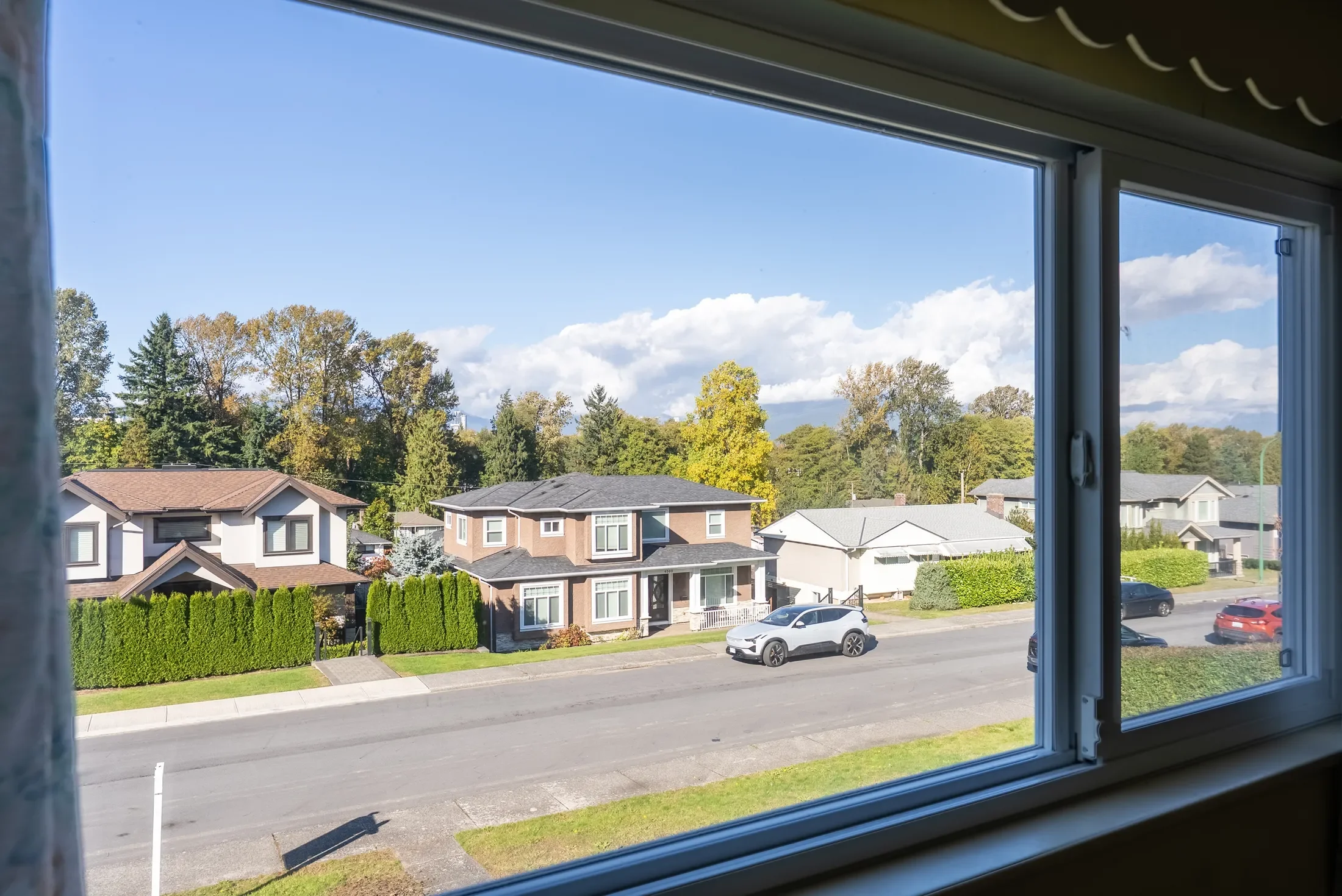 4730 Briarwood Crescent, Burnaby, BC V5G 2M6, Canada, Burnaby, British Columbia, Canada. - Photo 7