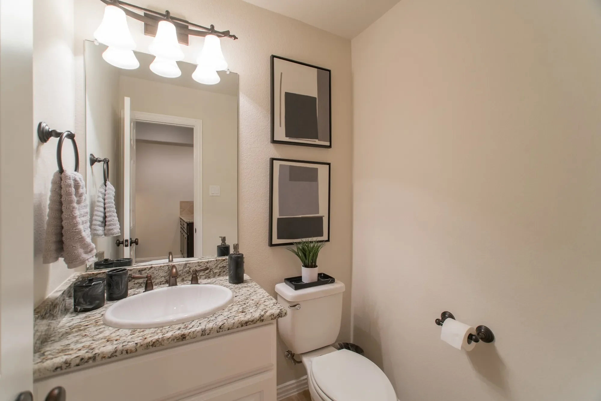 46 S Shasta Bend Circle, The Woodlands, TX 77389, The Woodlands, Texas, United States. - Photo 32