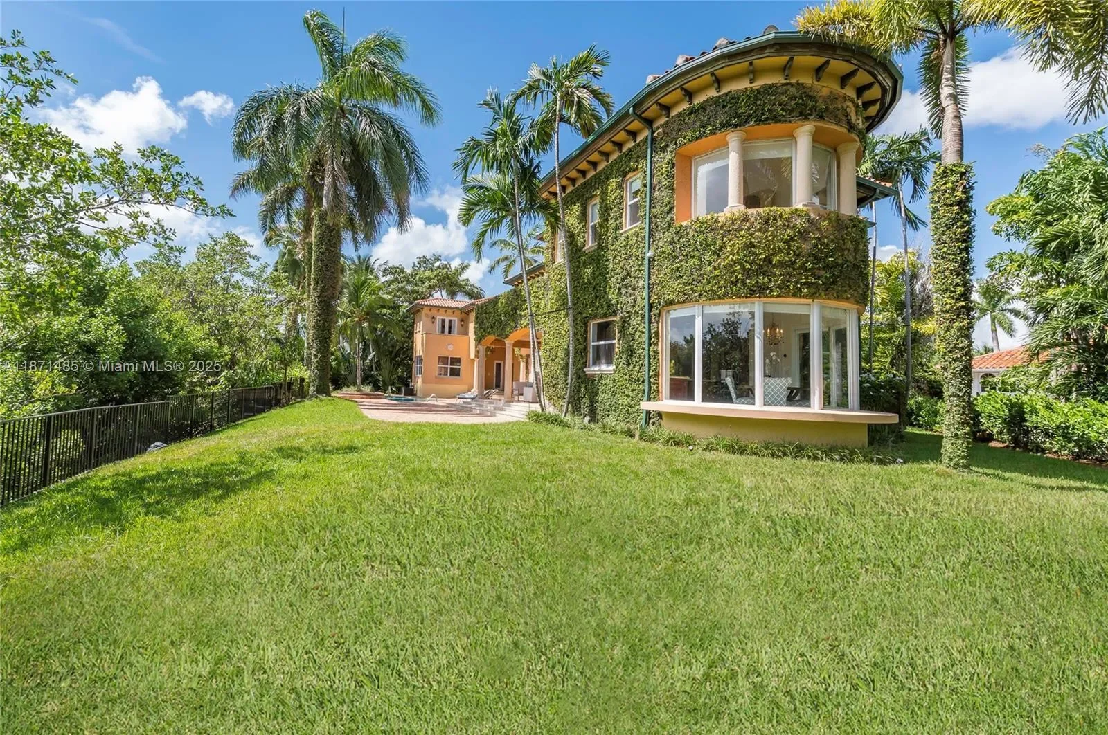 104 Paloma Dr, Miami, Florida, United States. - Photo 22