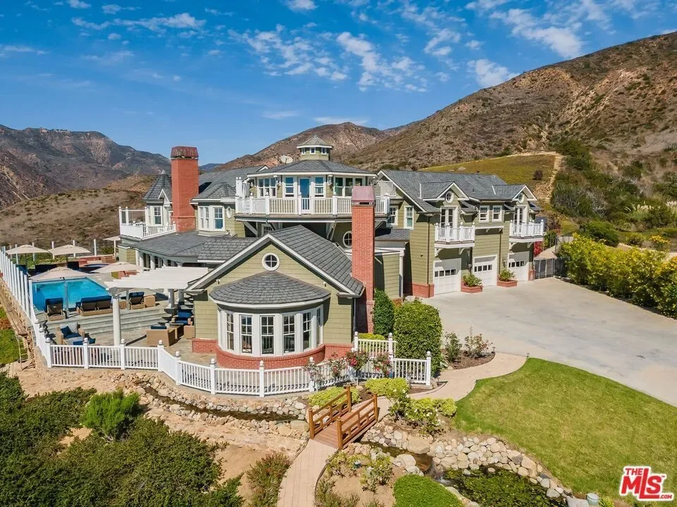 6277 Sea Star Drive, Malibu, California, United States. - Photo 52