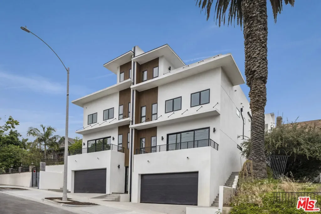 2005 Bellevue Avenue, Los Angeles, California, United States. - Photo 7