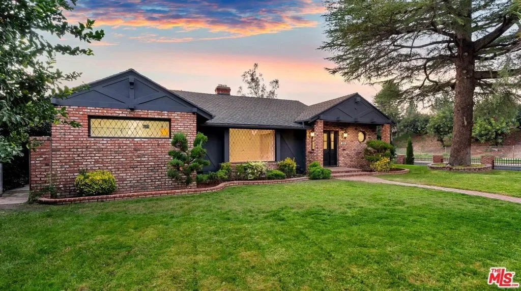 4559 Morella Avenue, Los Angeles, California, United States. - Photo 13