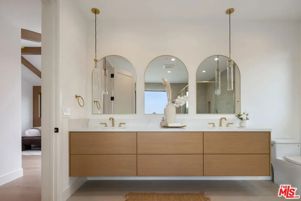 3910 Mclaughlin Avenue, Los Angeles, California, United States. - Photo 29
