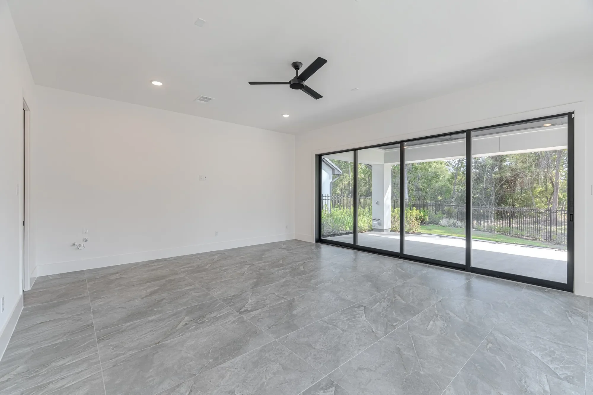 26 Squire Creek Way, The Woodlands, TX 77389, The Woodlands, Texas, United States. - Photo 13