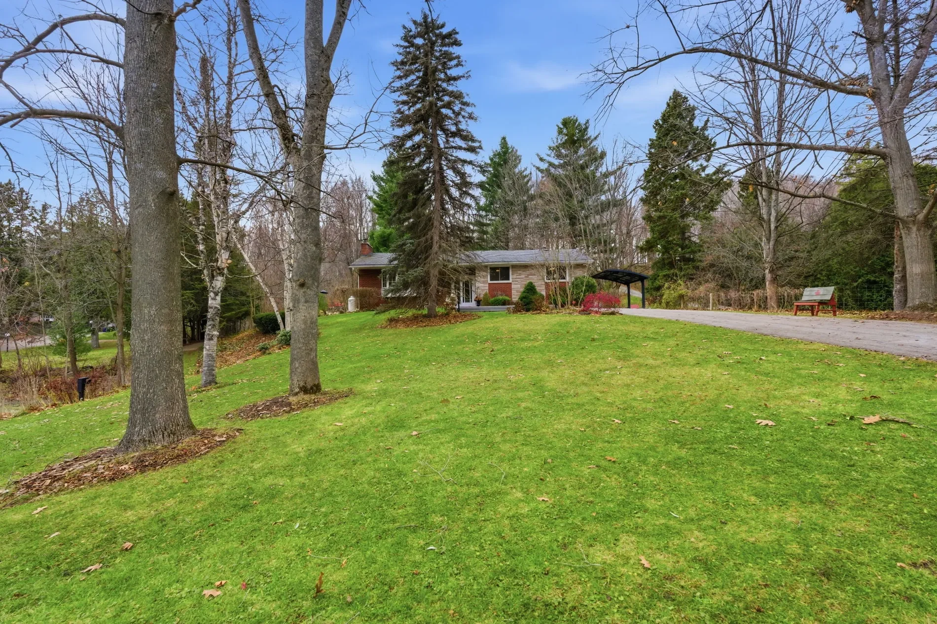 5600 Cedar Springs Rd, Burlington, ON L7P 0B9, Canada, Burlington, Ontario, Canada. - Photo 21