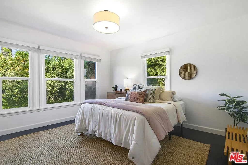 502 N Crescent Heights Boulevard, West Hollywood, California, United States. - Photo 2