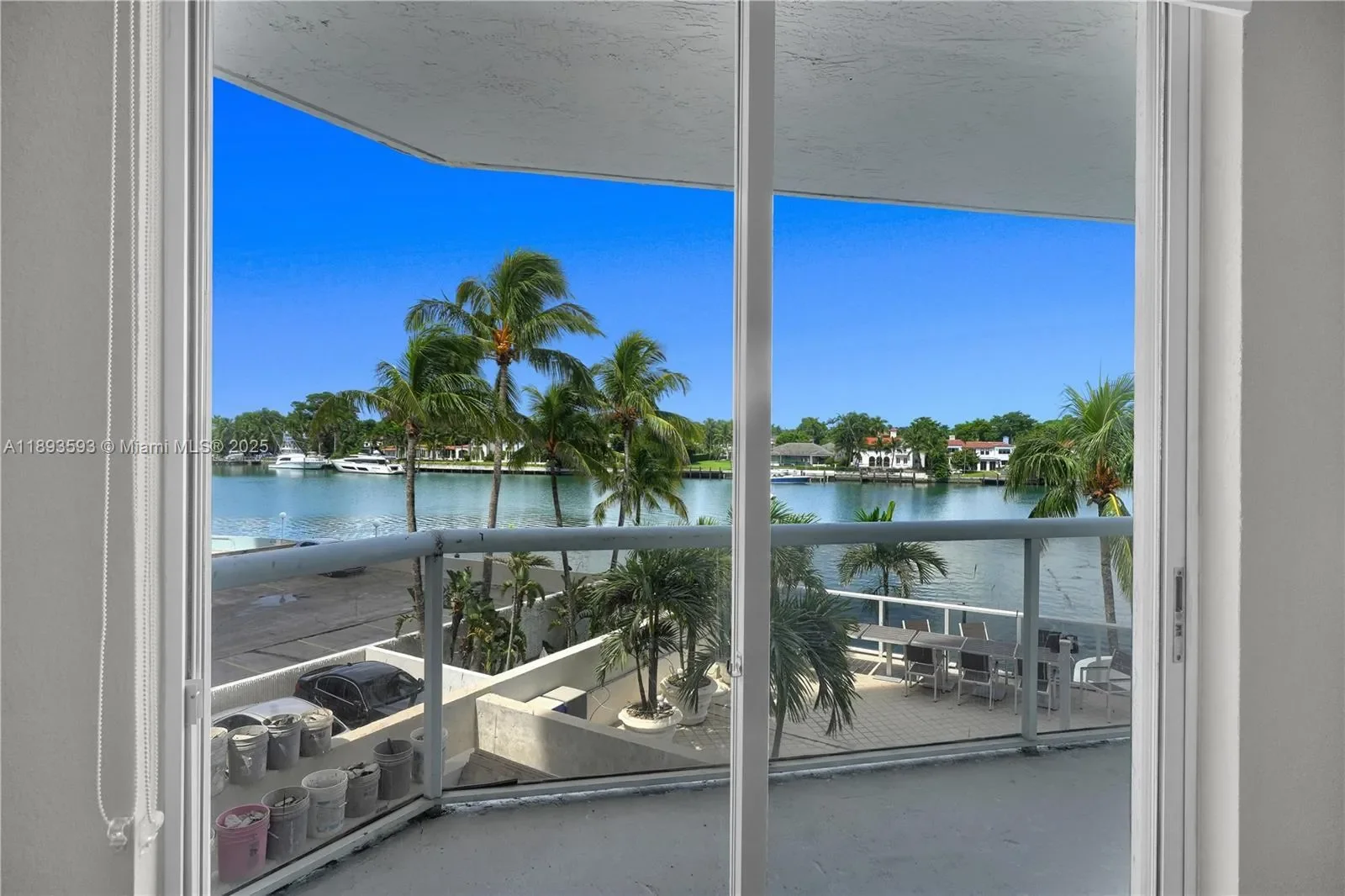 5880 Collins Ave, Miami Beach, Florida, United States. - Photo 3