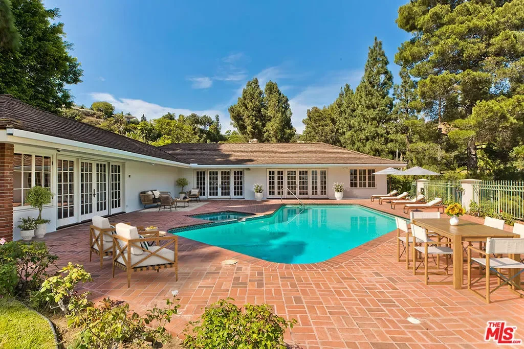500 Leslie Lane, Beverly Hills, California, United States. - Photo 2