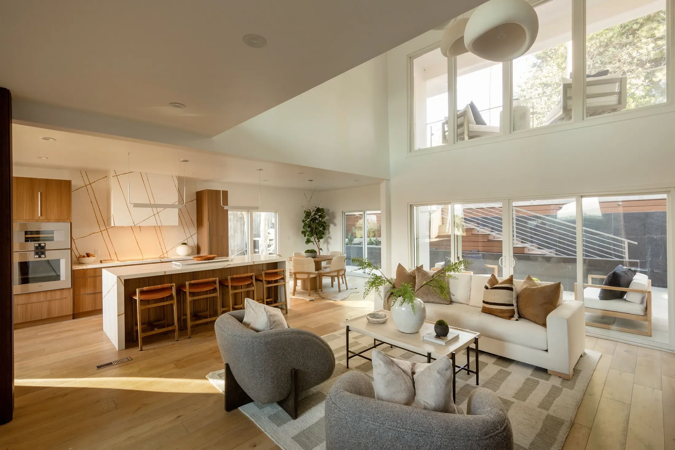 11268 Sunshine Terrace , Studio City, CA 91604, Los Angeles, California, United States. - Photo 23