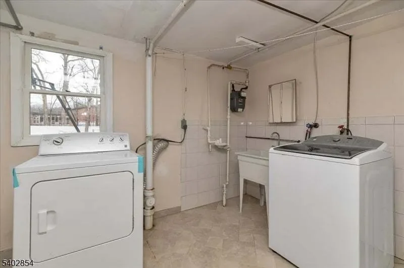 50 Roger Ct, Ringwood Boro, NJ 07456, Ringwood, New Jersey, United States. - Photo 36