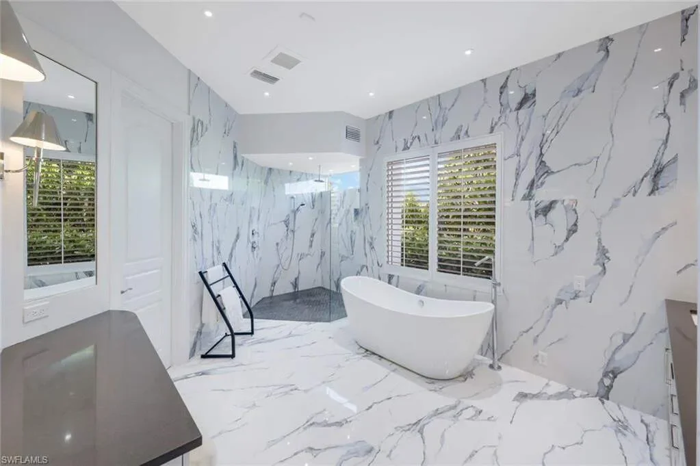 831 Caxambas DR, Marco Island, FL, 34145, USA, Marco Island, Florida, United States. - Photo 22