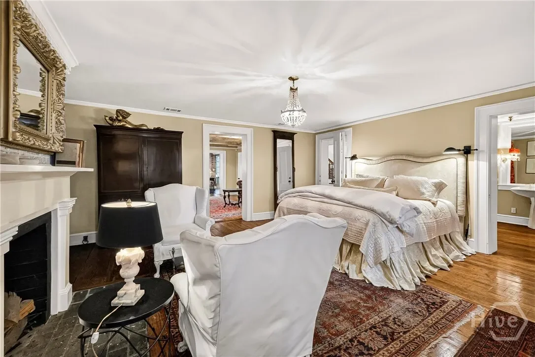 203 W Charlton Street, Savannah, Georgia, United States. - Photo 28
