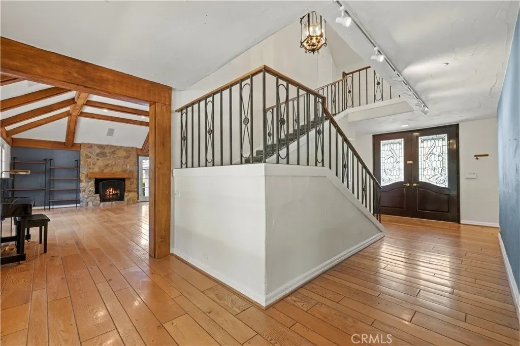 5200 Collier Place, Woodland Hills, CA, 91364, USA, Los Angeles, California, United States. - Photo 57