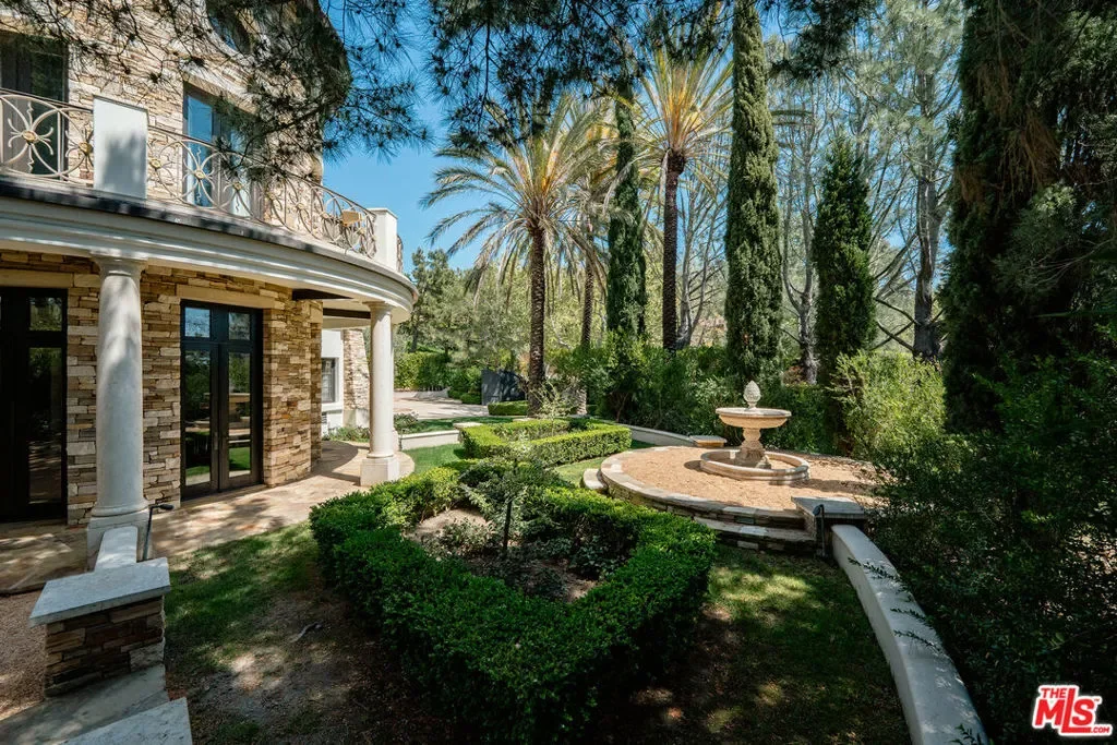12705 Chalon Road, Los Angeles, California, United States. - Photo 7
