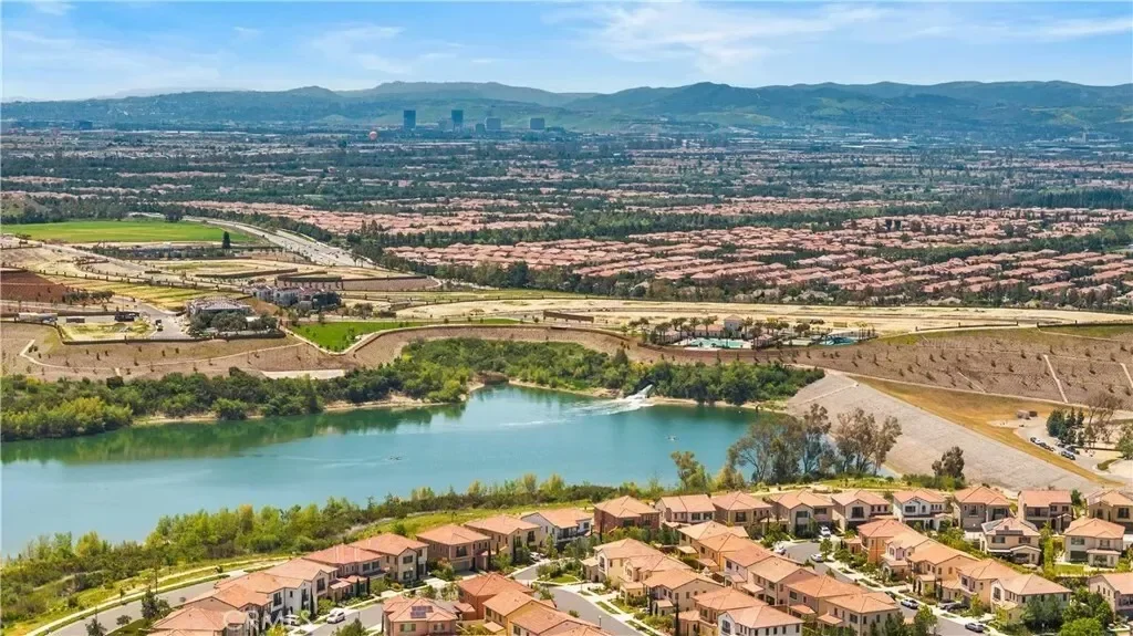 163 Summerland, Irvine, California, United States. - Photo 56