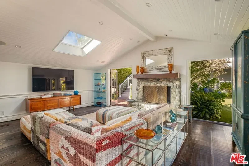 30810 Broad Beach Road, Malibu, California, United States. - Photo 17