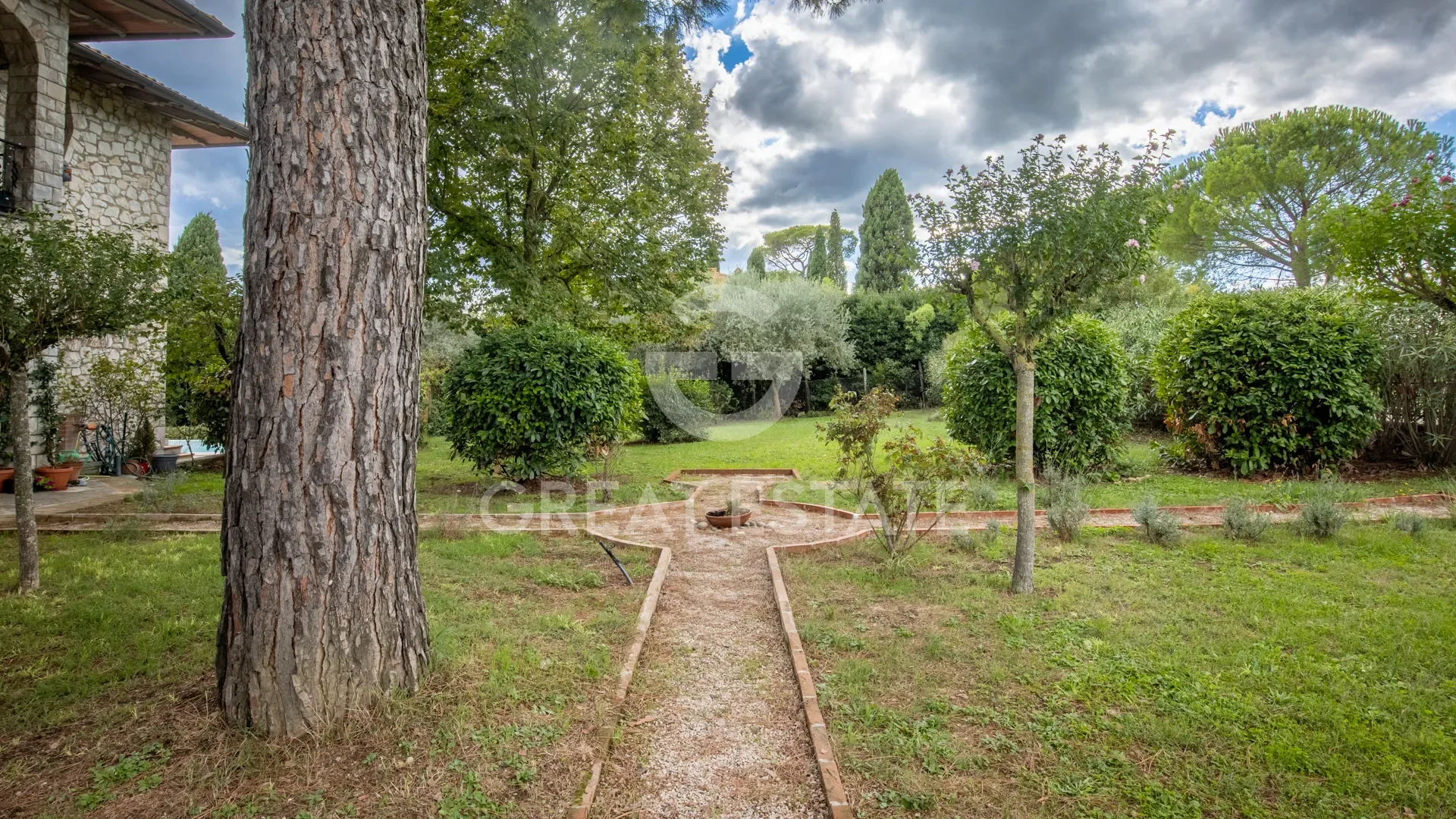 Umbria, Castiglione del Lago, Umbria, Italy. - Photo 12