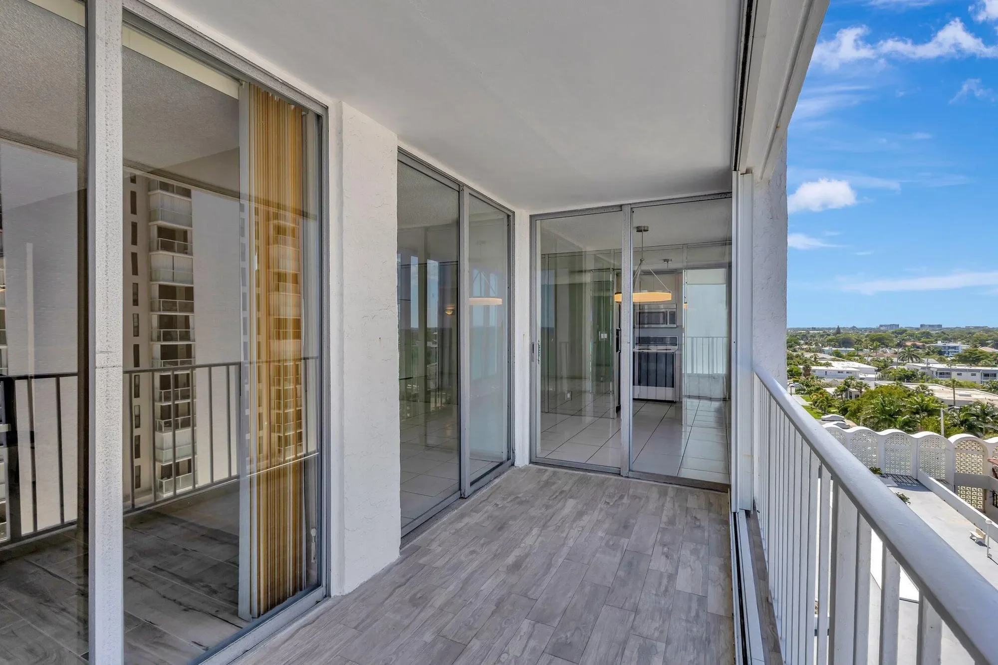 1010 S Ocean Boulevard, Hillsboro Beach, Florida, United States. - Photo 4