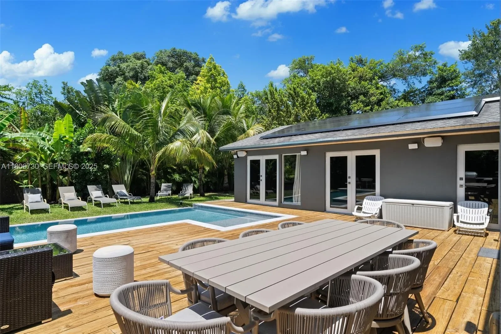 5943 SW 62nd St, South Miami, FL 33143, Miami, Florida, United States. - Photo 26