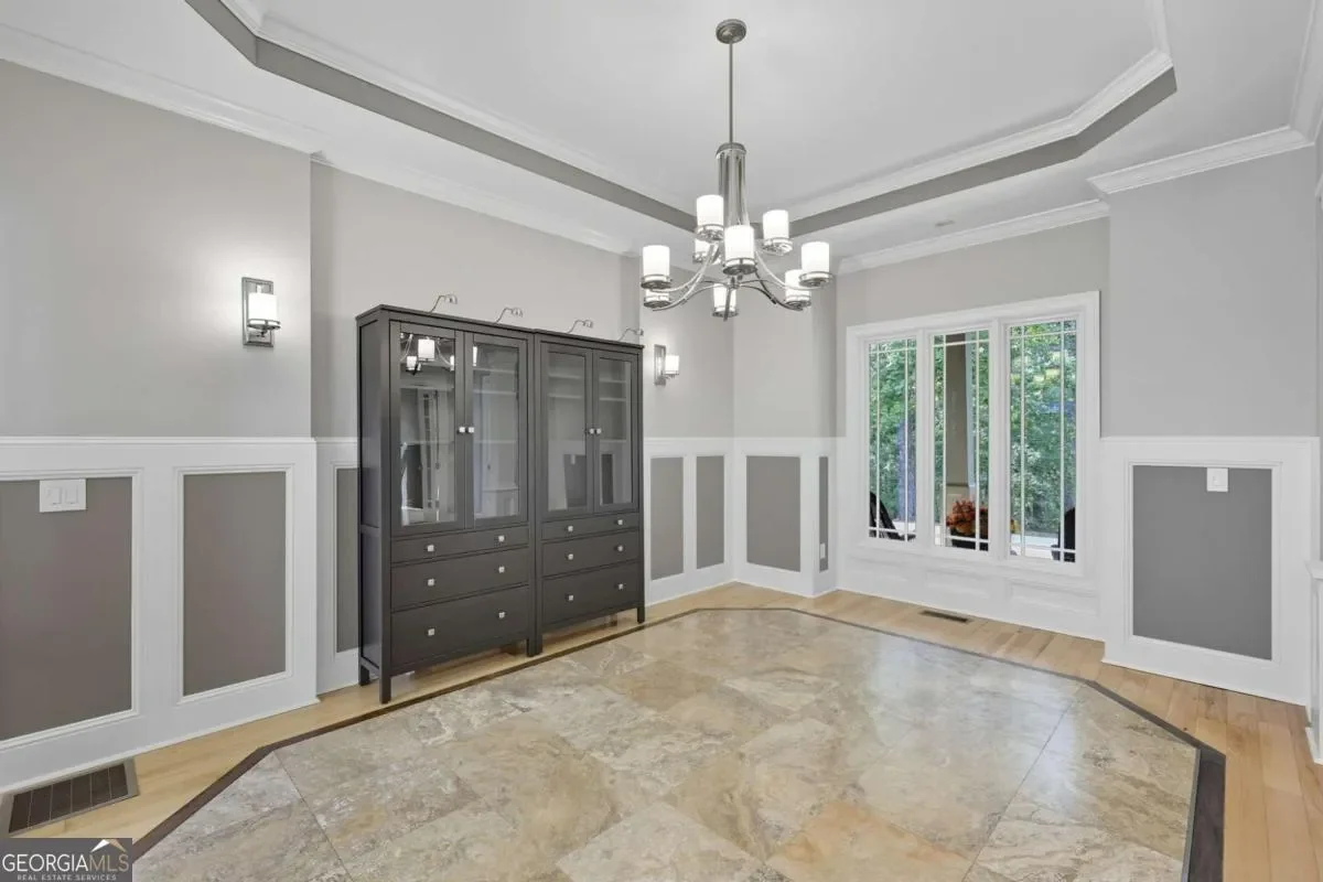 Gallery photo 11