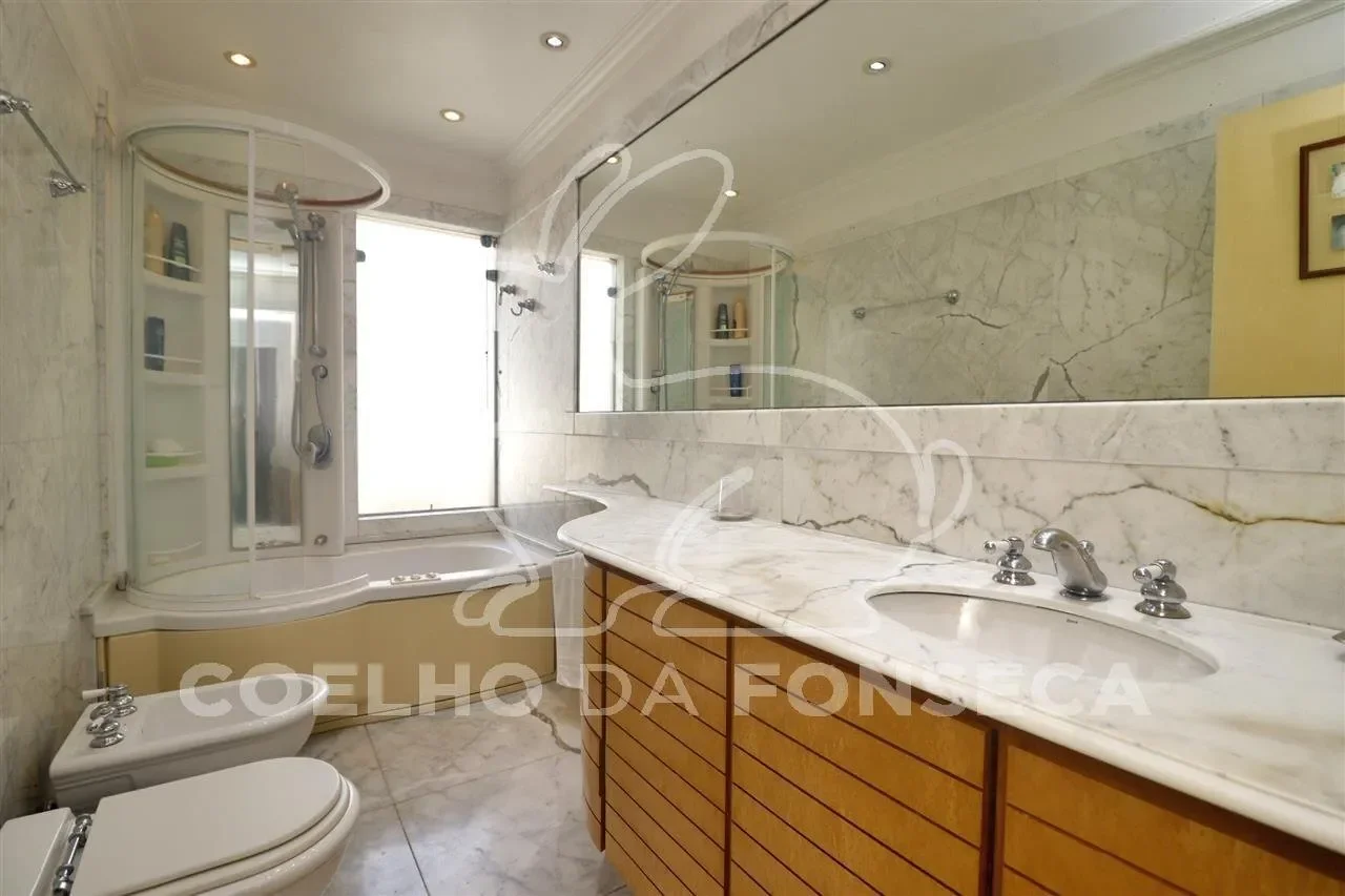 Gallery photo 4