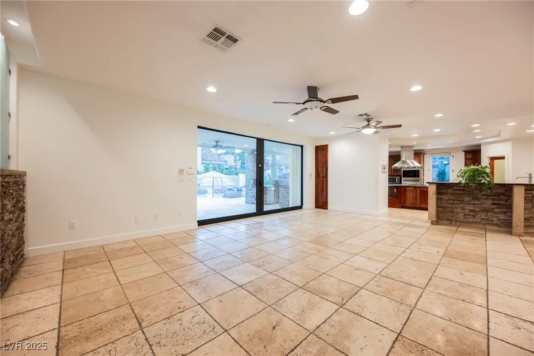 5101 Mountain Foliage Drive, Las Vegas, Nevada, United States. - Photo 16