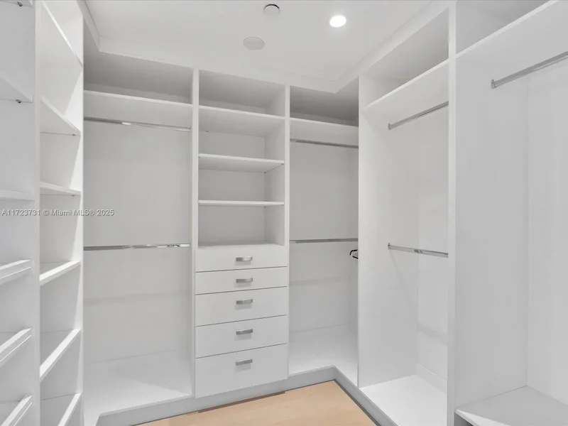 1425 Brickell Ave 52BC, Miami, Florida, United States. - Photo 41