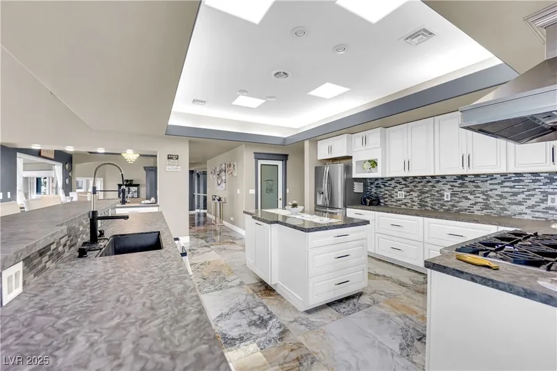 210 Red Rock Road, Boulder City, Nevada, United States. - Photo 15