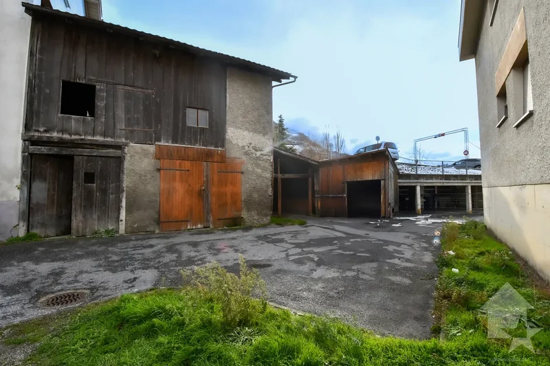 Construction Project For 4 Apartments With Permit In Force