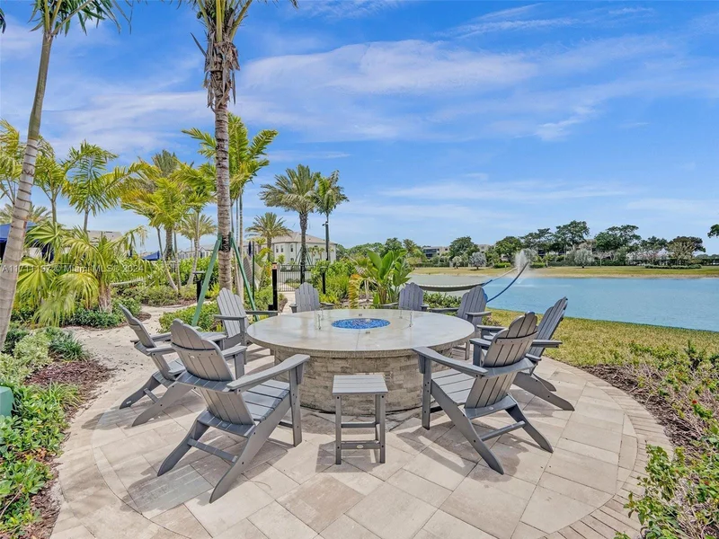4536 N Silverwood Ln N, Fort Lauderdale, Florida, United States. - Photo 22