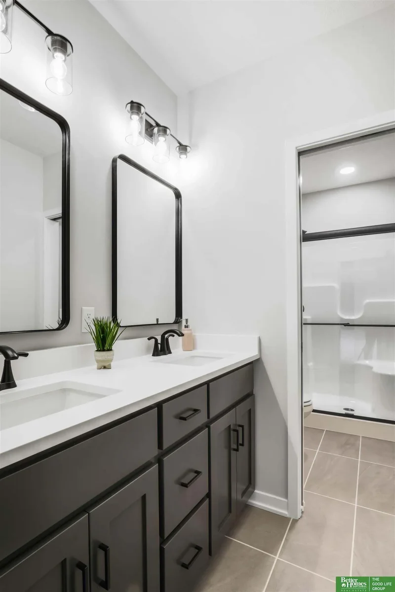 5430 N 212 Avenue, Elkhorn, NE 68022, Omaha, Nebraska, United States. - Photo 28