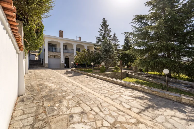 Aristocratic detached house in Oraiokastro