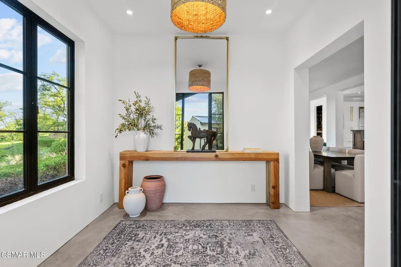 33235 Mulholland Highway, Malibu, CA 90265, Malibu, California, United States. - Photo 58