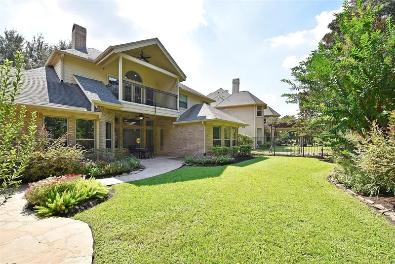 3315 Meadowside Drive, Sugar Land, Texas, United States. - Photo 37
