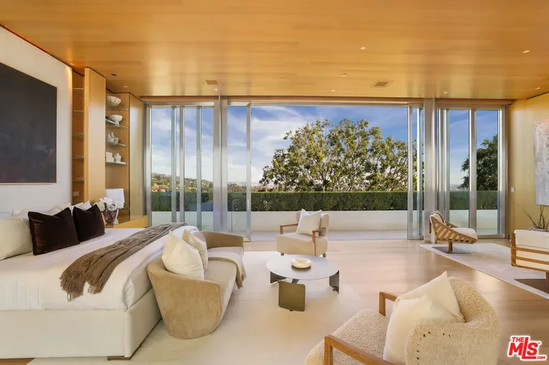 1261 Angelo Drive, Beverly Hills, California, United States. - Photo 15