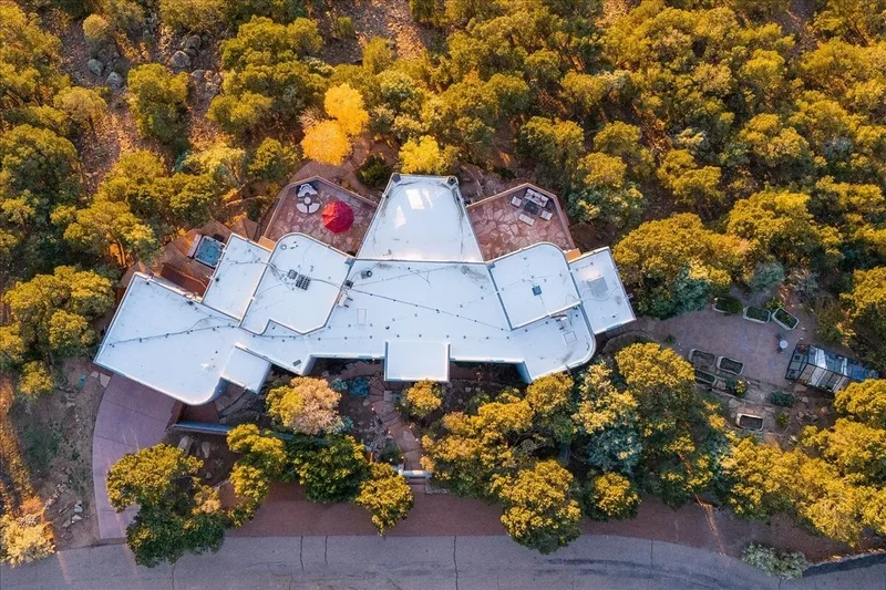 2160 Paseo Iglesias, Santa Fe, NM 87501, Santa Fe, New Mexico, United States. - Photo 85