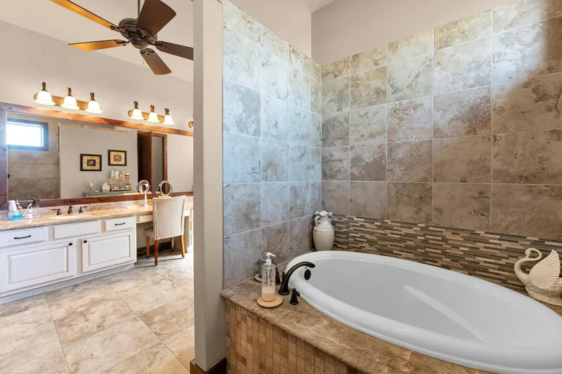 20433 Doral Drive, Huntsville, TX 77320, Oakhurst, Texas, United States. - Photo 33