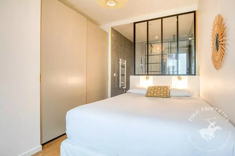 4 Rue de Miromesnil, Paris, Île-de-France, France. - Photo 8