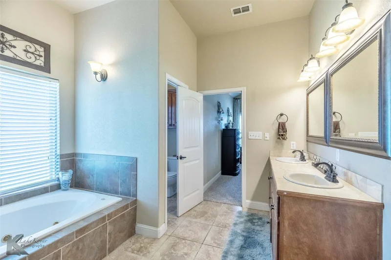 134 Peach Blossom Drive, Abilene, TX 79602, Abilene, Texas, United States. - Photo 22