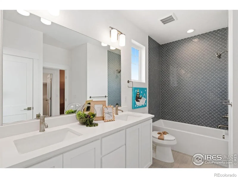 3691 N Buchanan Court, Aurora, Colorado, United States. - Photo 21