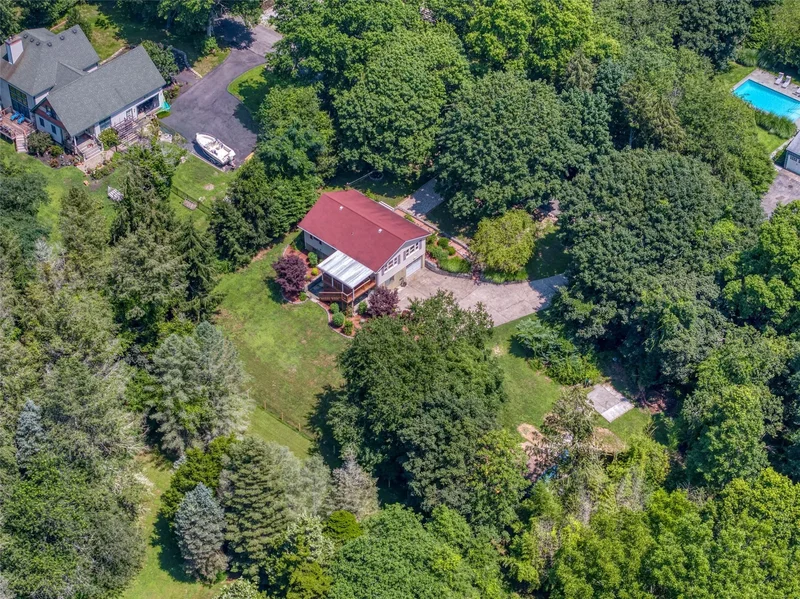 685 Greenway W , Orient, NY 11957, Orient, New York, United States. - Photo 11