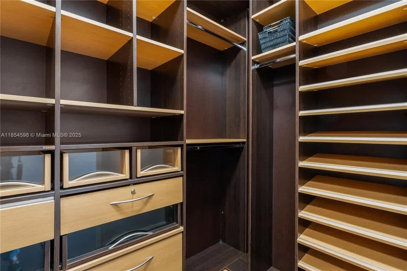 17875 Collins Ave 705, Golden Beach, Florida, United States. - Photo 14