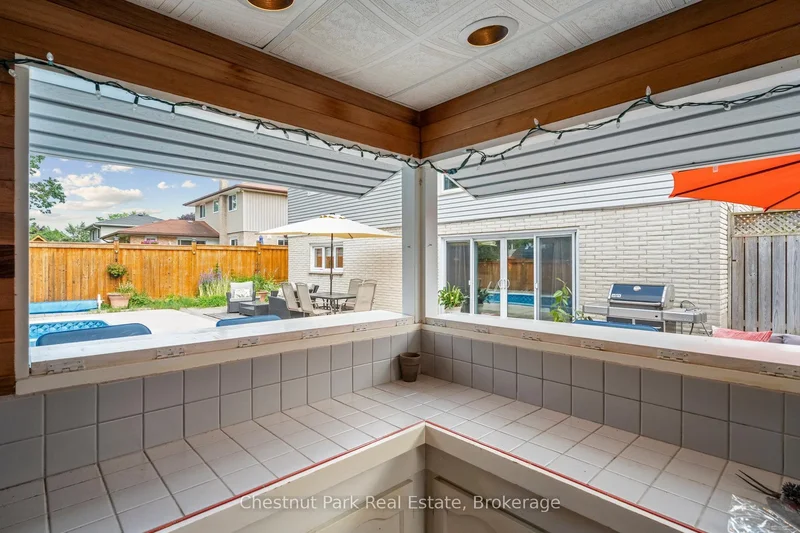 16 Davies Crescent, Barrie, Ontario, Canada. - Photo 11