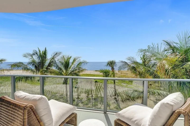 900 N Ocean Blvd. 302, Hillsboro Beach, Florida, United States. - Photo 2
